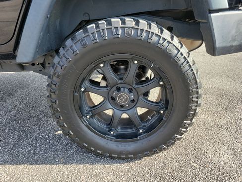 Used 2015 Jeep Wrangler Unlimited Sport w/ Quick Order Package 24S image 25