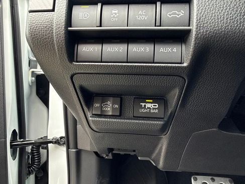 Used 2026 Toyota Tacoma TRD Pro AWD/4WD image 31