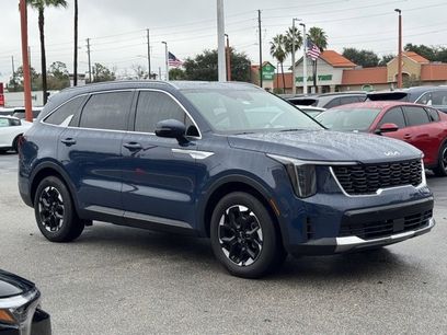 Used 2025 Kia Sorento S