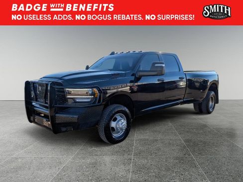 Used 2024 RAM 3500 Tradesman image 8