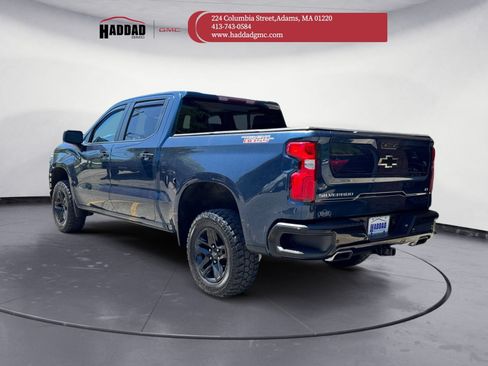 Used 2022 Chevrolet Silverado 1500 LT Trail Boss w/ LT Trail Boss Premium Package AWD/4WD image 6