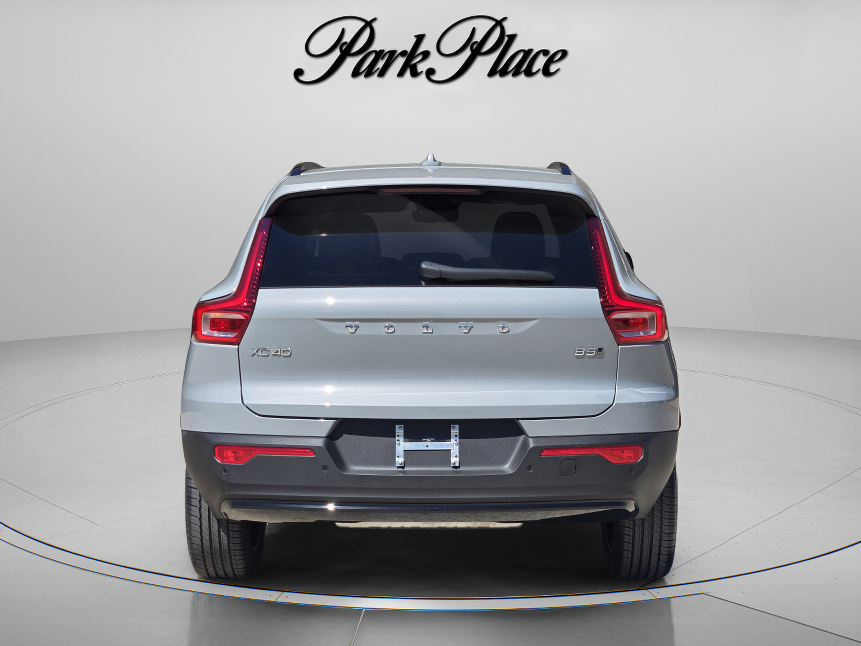 Used 2026 Volvo XC40 B5 Plus w/ Protection Package Premier AWD/4WD image 8
