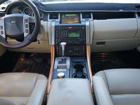Used 2008 Land Rover Range Rover Sport HSE image 38