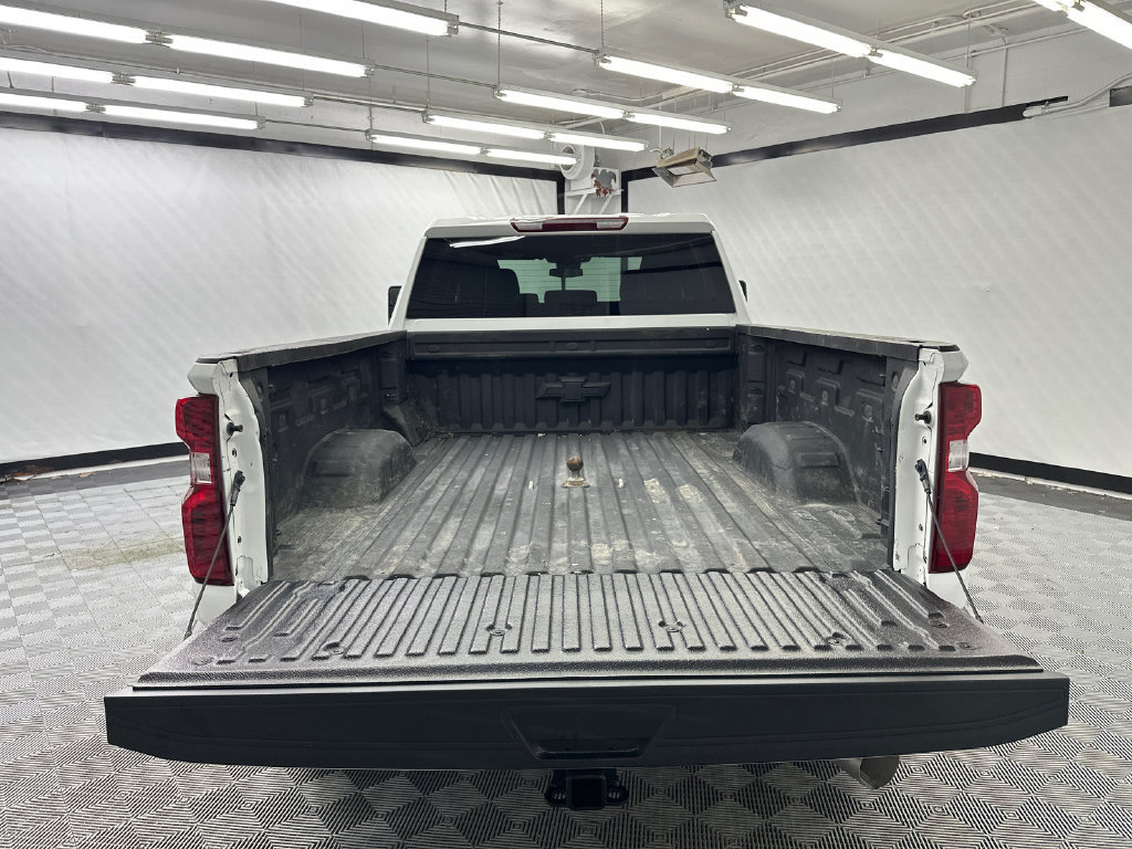 Used 2025 Chevrolet Silverado 2500 LT AWD/4WD image 19