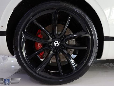 Used 2022 Bentley Continental GT V8 image 41