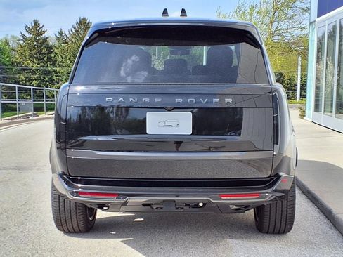 New 2026 Land Rover Range Rover Long Wheelbase SE AWD/4WD image 4