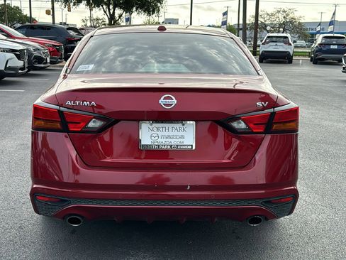 Used 2019 Nissan Altima 2.5 SV image 7
