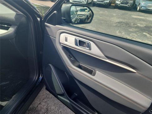 New 2026 Ford Explorer Active image 23
