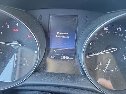 Used 2021 Toyota C-HR Limited image 22