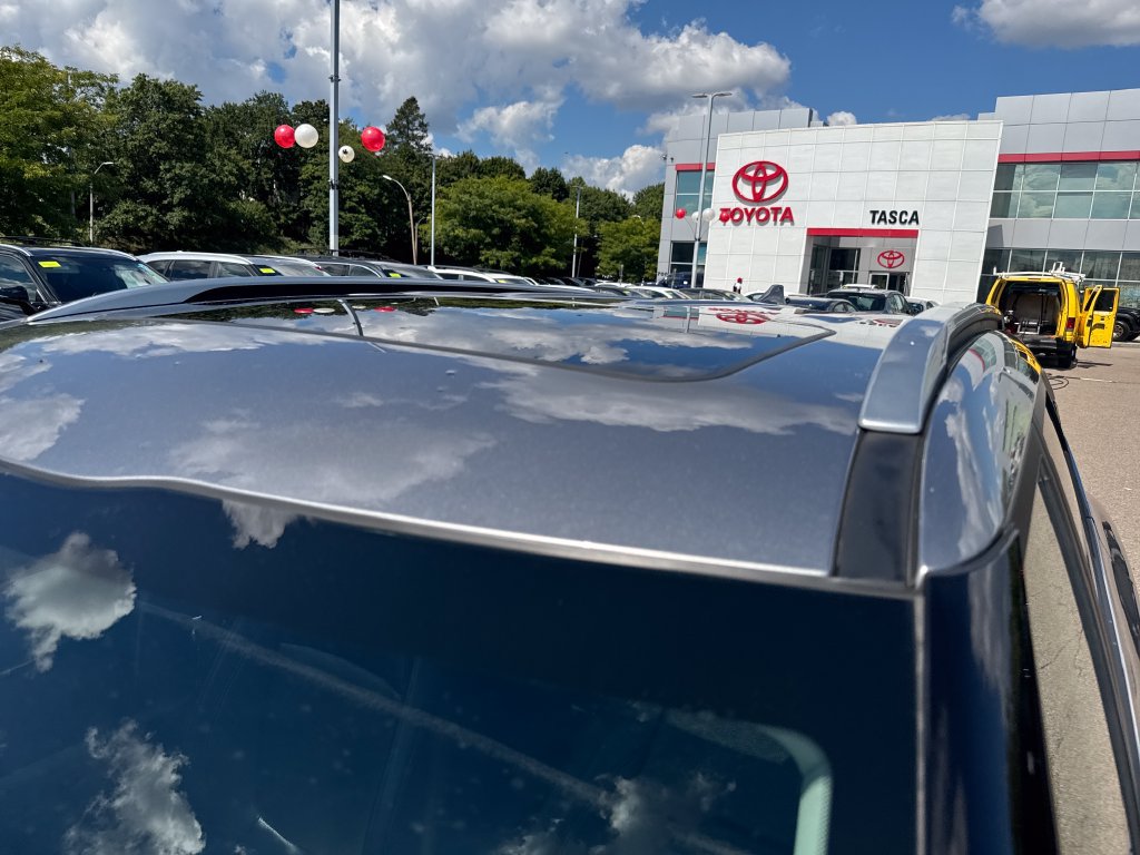 Used 2024 Kia Seltos SX w/ SX Sunroof Package AWD/4WD image 47