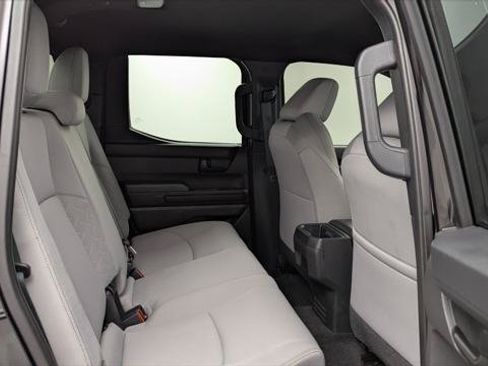 Used 2025 Toyota Tacoma SR5 AWD/4WD image 16