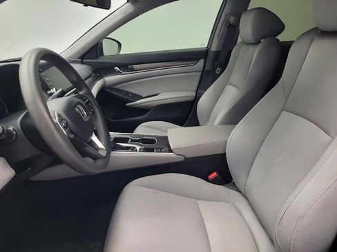 Used 2019 Honda Accord LX image 17