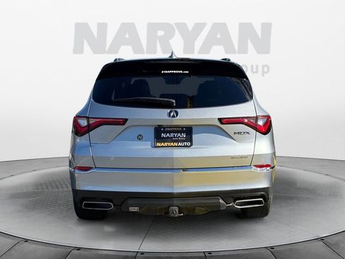 Used 2023 Acura MDX Standard image 7