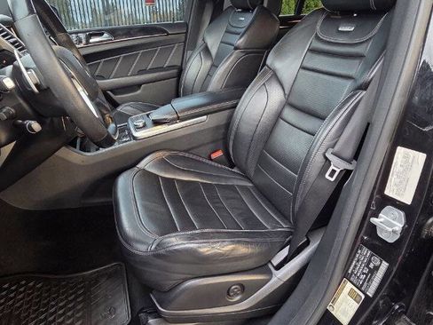 Used 2012 Mercedes-Benz ML 63 AMG 4MATIC image 15