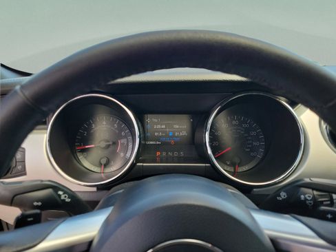 Used 2016 Ford Mustang Premium image 17