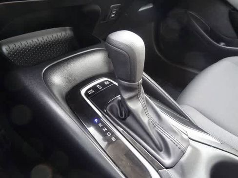 Used 2025 Toyota Corolla LE image 27