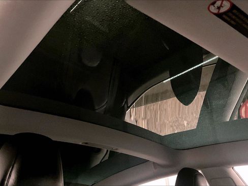 Used 2018 Tesla Model 3 Performance image 21