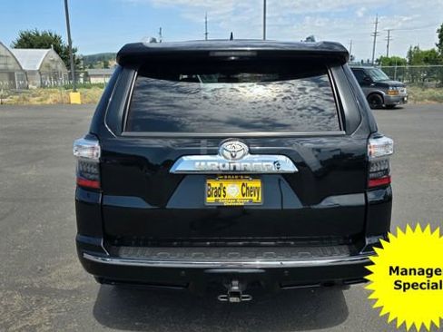 Used 2018 Toyota 4Runner SR5 image 5
