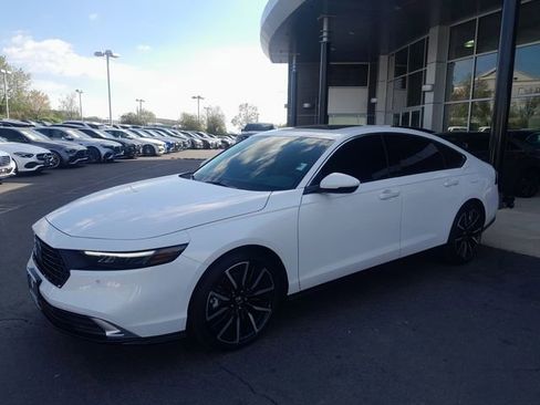 Used 2026 Honda Accord Touring image 18