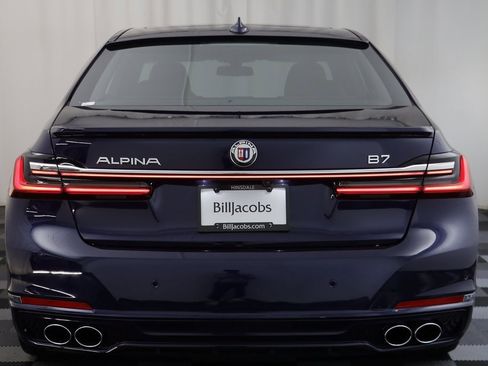 Used 2022 BMW ALPINA B7 xDrive image 23