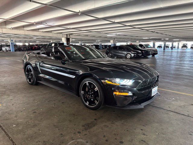 Used 2020 Ford Mustang GT Premium w/ Equipment Group 401A RWD image 3