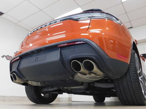 Used 2023 Porsche Macan S AWD/4WD image 77