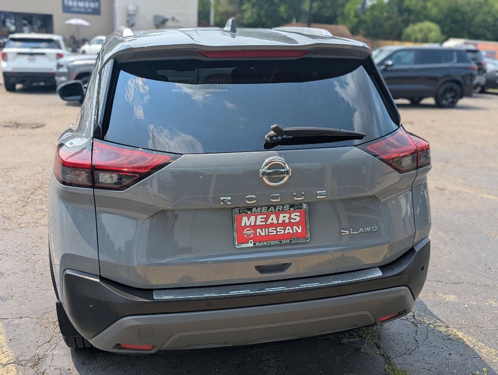 Used 2021 Nissan Rogue SL AWD/4WD image 13