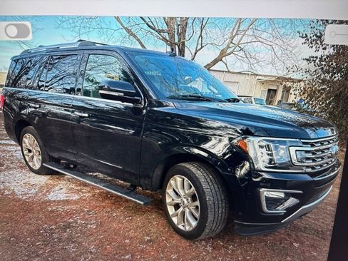Used 2019 Ford Expedition Limited w/ Equipment Group 302A image 2