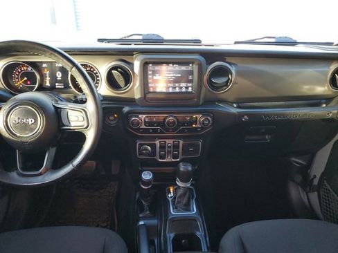 Used 2018 Jeep Wrangler Unlimited Sport S AWD/4WD image 12
