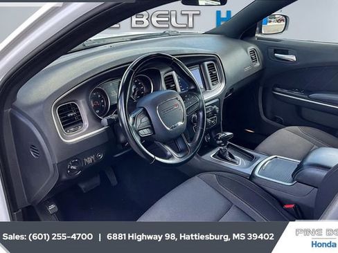 Used 2022 Dodge Charger SXT image 12