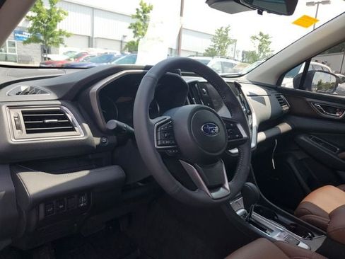 Used 2025 Subaru Ascent Touring w/ Popular Package #1 AWD/4WD image 21