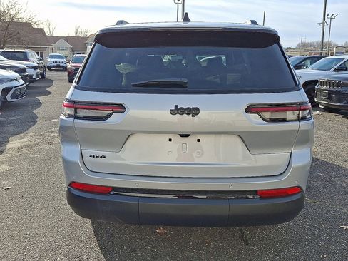 New 2025 Jeep Grand Cherokee L Altitude AWD/4WD image 6