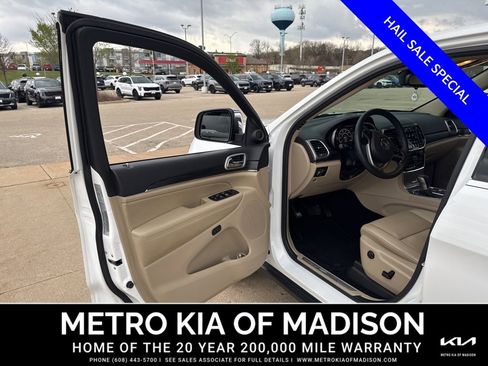 Used 2019 Jeep Grand Cherokee Limited w/ Luxury Group II AWD/4WD image 10