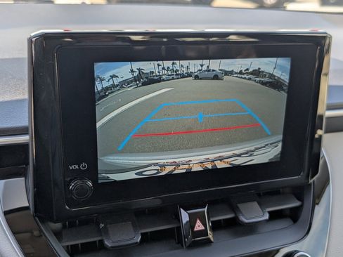 Used 2023 Toyota Corolla LE image 6