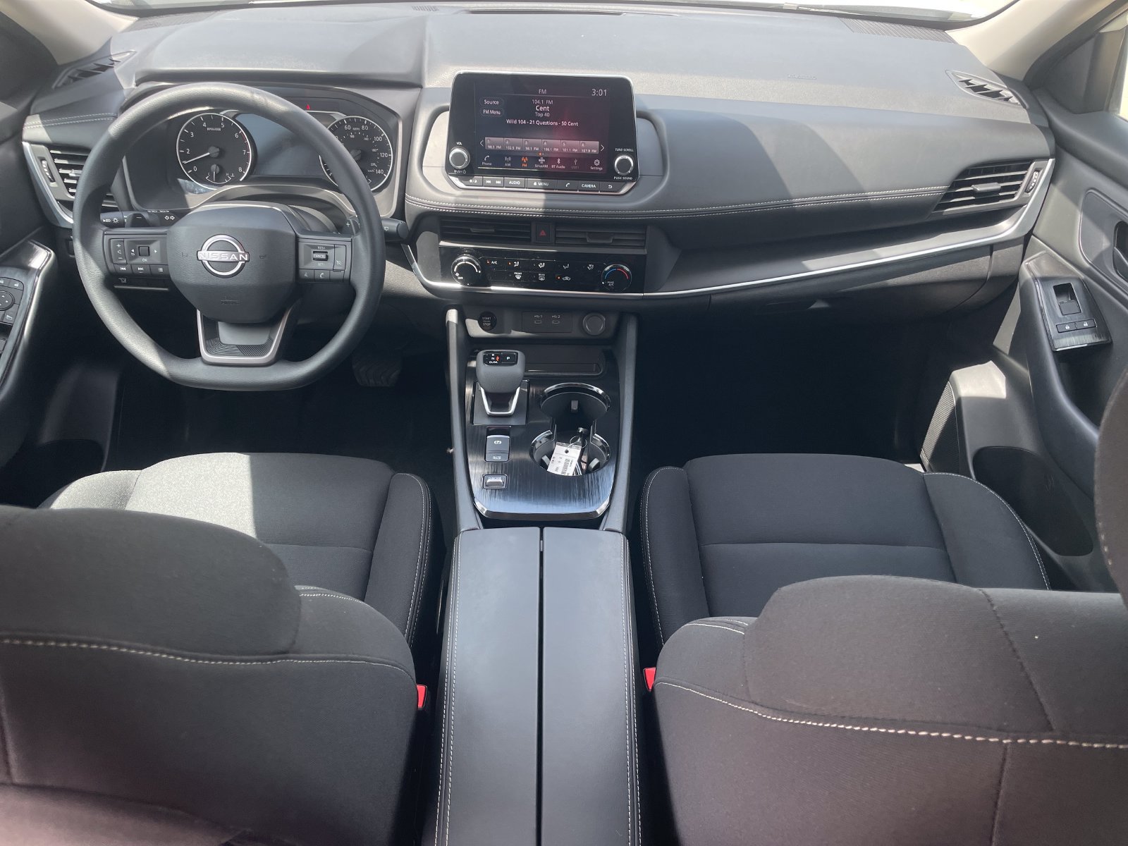 Used 2026 Nissan Rogue S FWD image 9