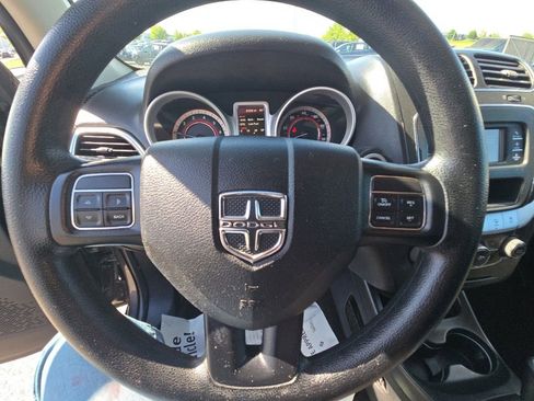 Used 2018 Dodge Journey SE w/ Blacktop Package FWD image 14