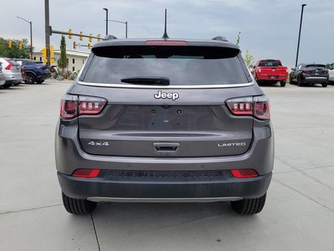 Used 2024 Jeep Compass Limited AWD/4WD image 4