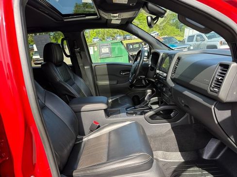 Used 2022 Nissan Frontier PRO-4X w/ Pro-4X Premium Package AWD/4WD image 28