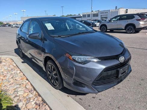 Used 2019 Toyota Corolla L FWD image 4