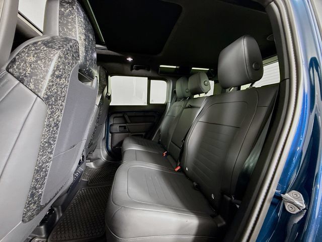 New 2026 Land Rover Defender 110 OCTA AWD/4WD image 24