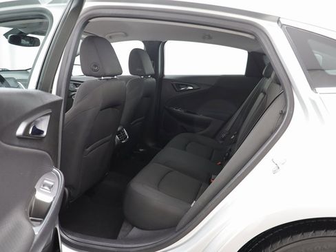 Used 2016 Chevrolet Malibu LT image 13