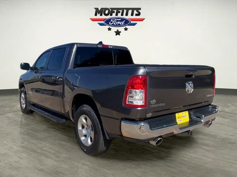 Used 2022 RAM 1500 Big Horn AWD/4WD image 3