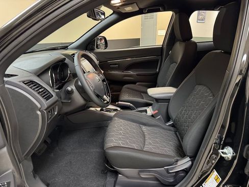 New 2025 Mitsubishi Outlander Sport AWD image 8