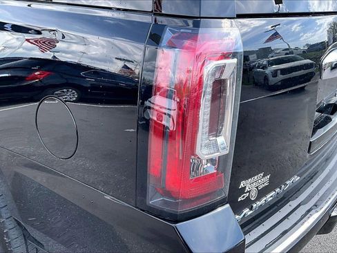 Used 2016 GMC Yukon XL Denali w/ Open Road Package image 28