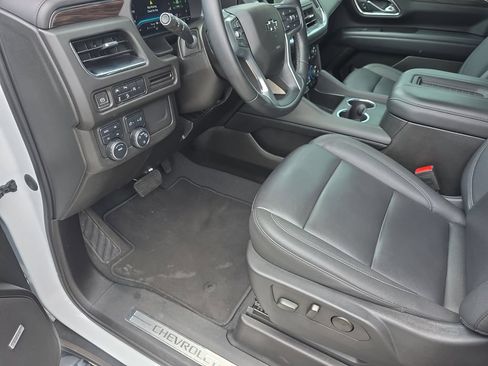 Used 2023 Chevrolet Tahoe Z71 AWD/4WD image 11