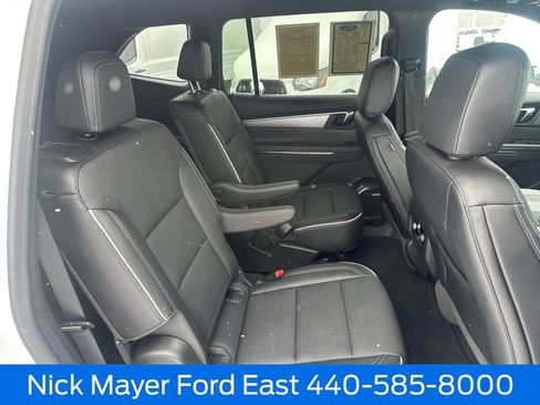 Used 2025 Buick Enclave Preferred image 14