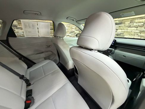 Used 2024 Hyundai Kona SEL image 29