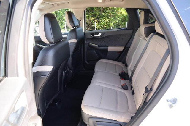 Certified 2020 Ford Escape SEL FWD image 12