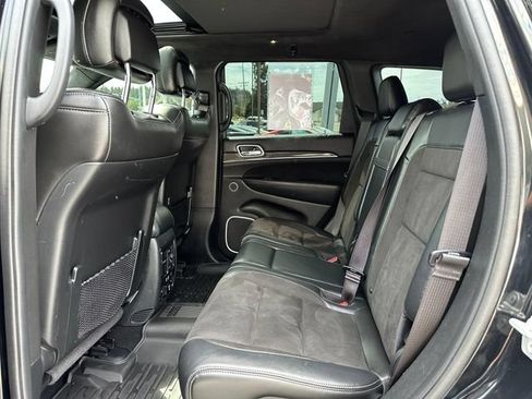 Used 2020 Jeep Grand Cherokee SRT AWD/4WD image 21