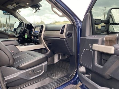 Used 2020 Ford F250 Lariat w/ Lariat Value Package image 26